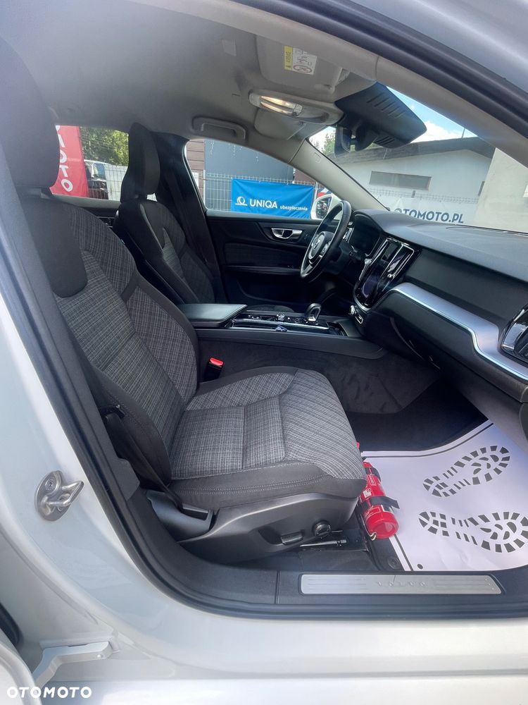 Volvo V60 B4 D Geartronic Momentum - 25