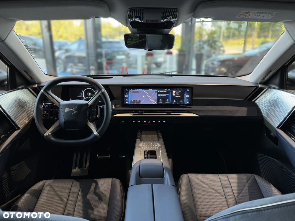 DS Automobiles N°8 - 29