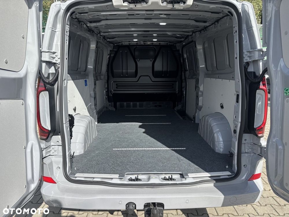 Volkswagen Transporter Furgon 2.0 TDI 150 KM 8-automat - 17