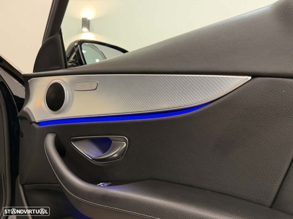 Mercedes-Benz E 300 de Avantgarde - 23