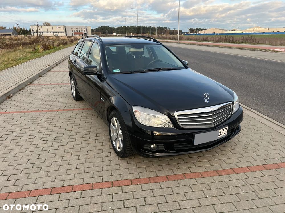 Mercedes-Benz Klasa C 180 K BlueEff Elegance - 3