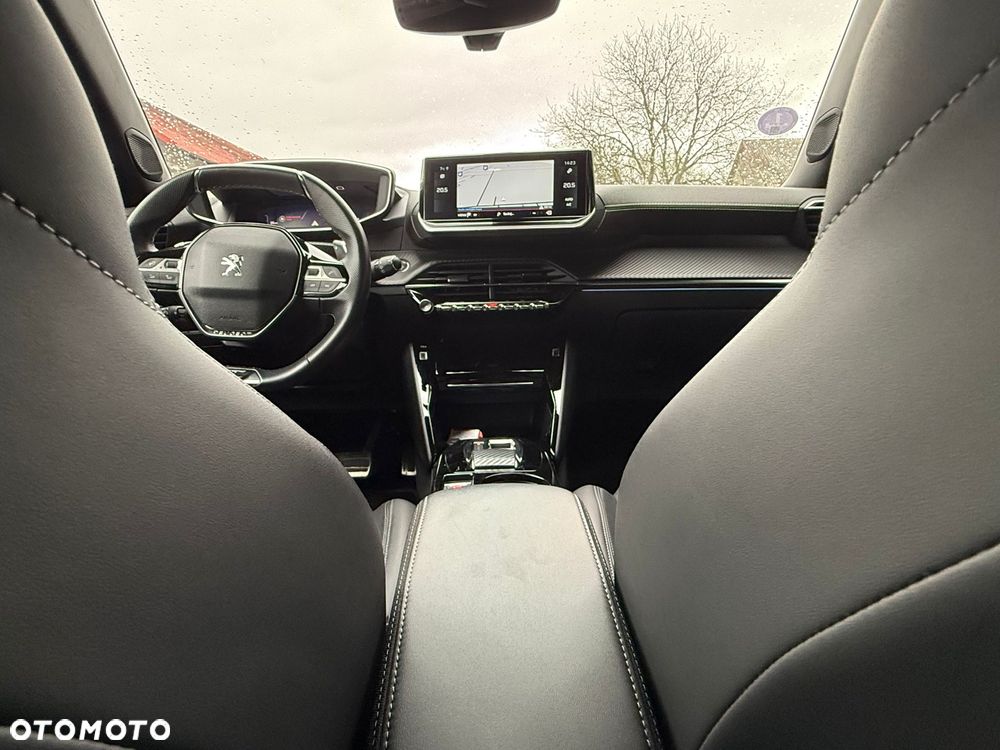 Peugeot 2008 PureTech 130 EAT8 GT Pack - 25