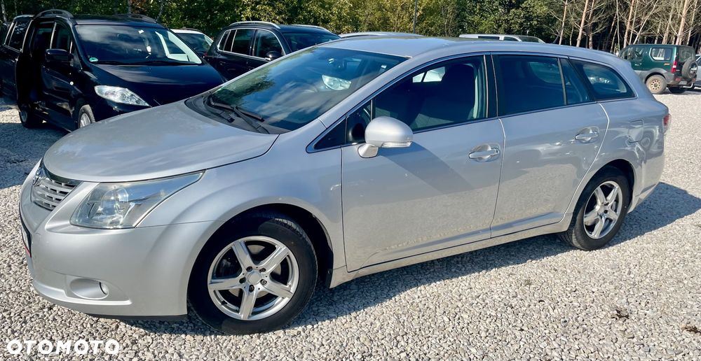 Toyota Avensis 1.8 Selection - 11