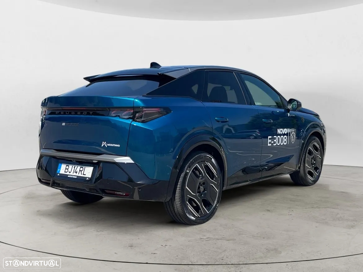 Peugeot E-3008 73 kWh GT - 6