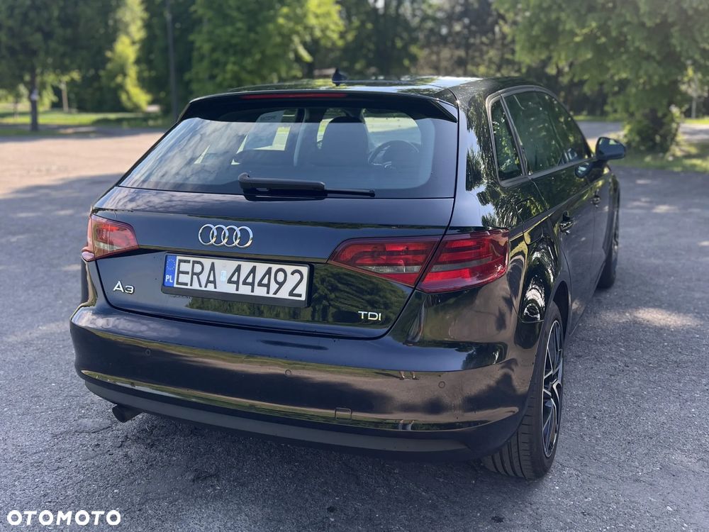 Audi A3 Sportback 1.6 TDI Attraction - 6