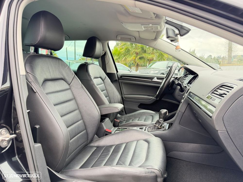 VW Golf 2.0 TDI Highline DSG - 27