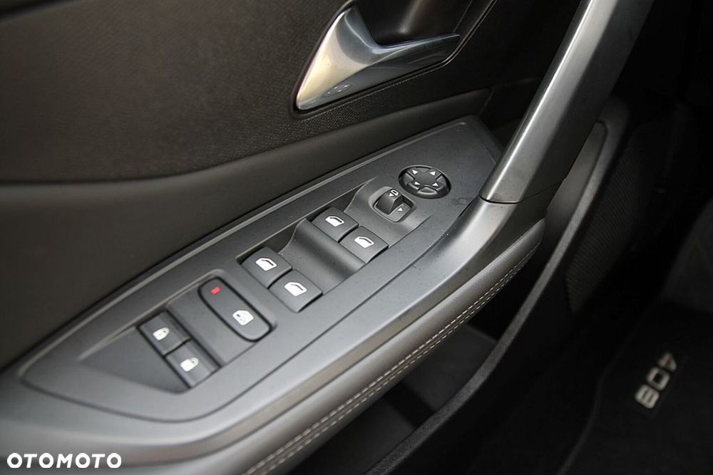 Peugeot 408 1.2 PureTech Allure S&S EAT8 - 20