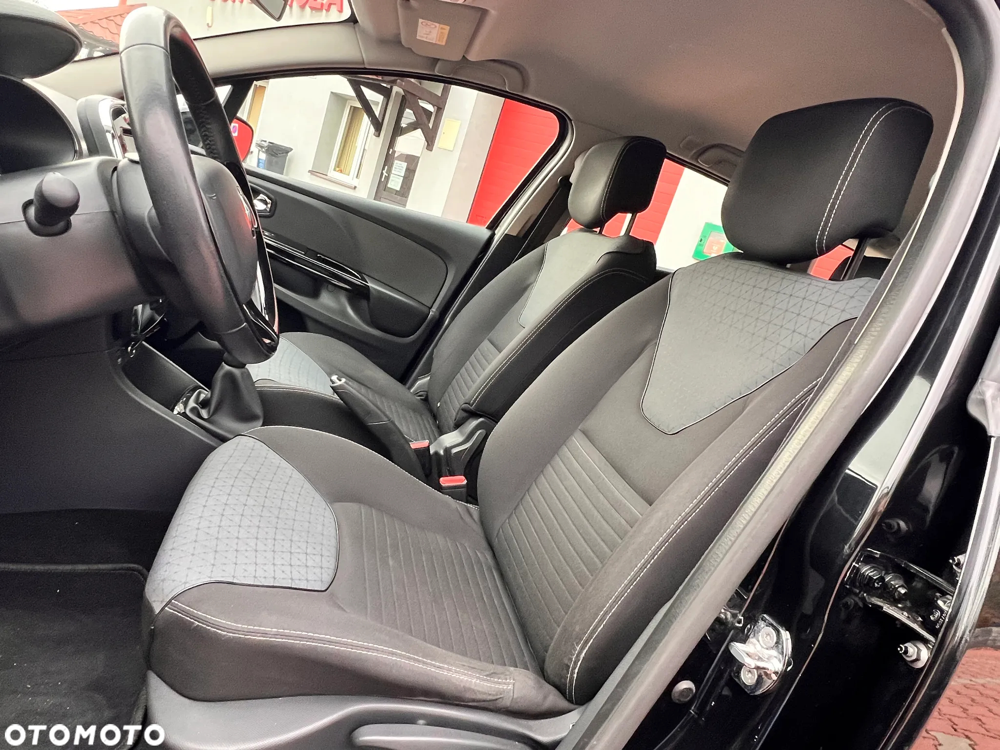 Renault Clio 0.9 TCe Alize - 25