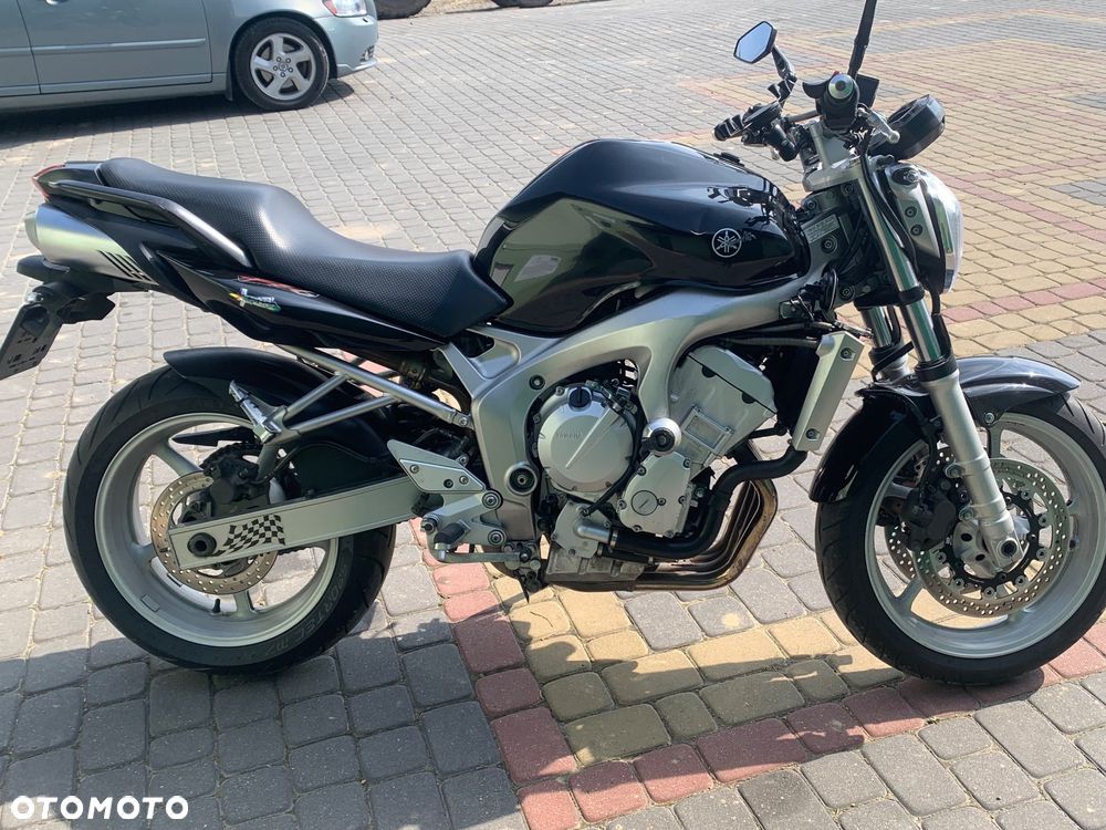 Yamaha FZ6 - 2