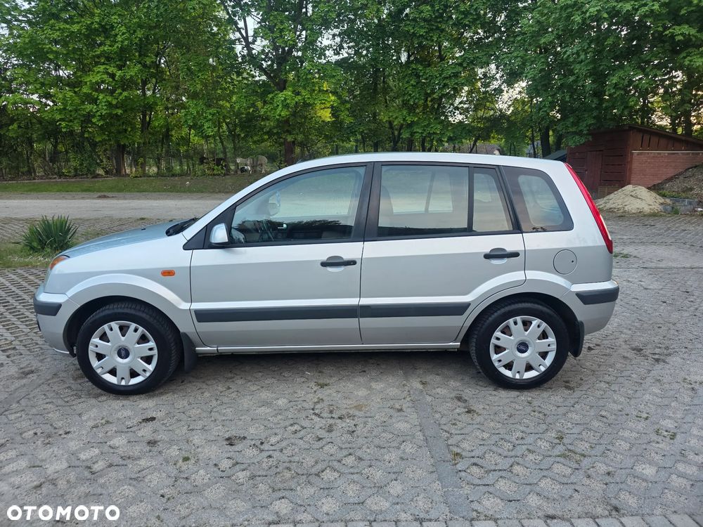 Ford Fusion 1.4 Ambiente - 6