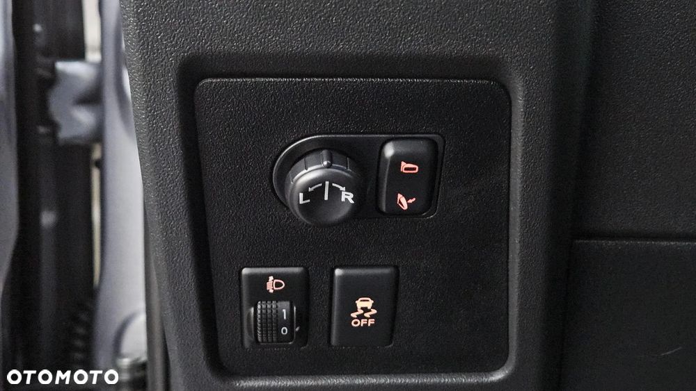 Nissan Qashqai+2 2.0 I-Way - 36