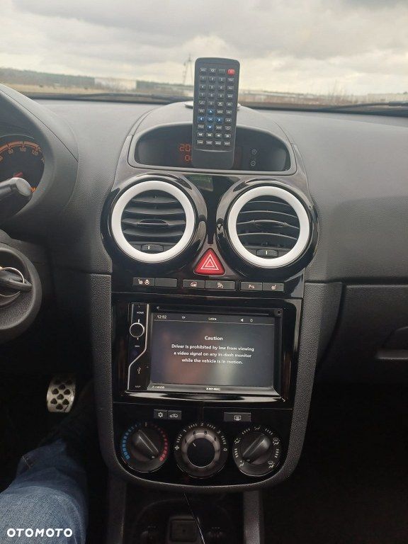 Opel Corsa 1.4 16V Edition - 19