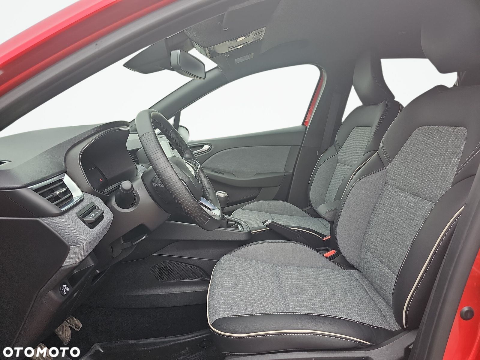 Renault Clio - 10