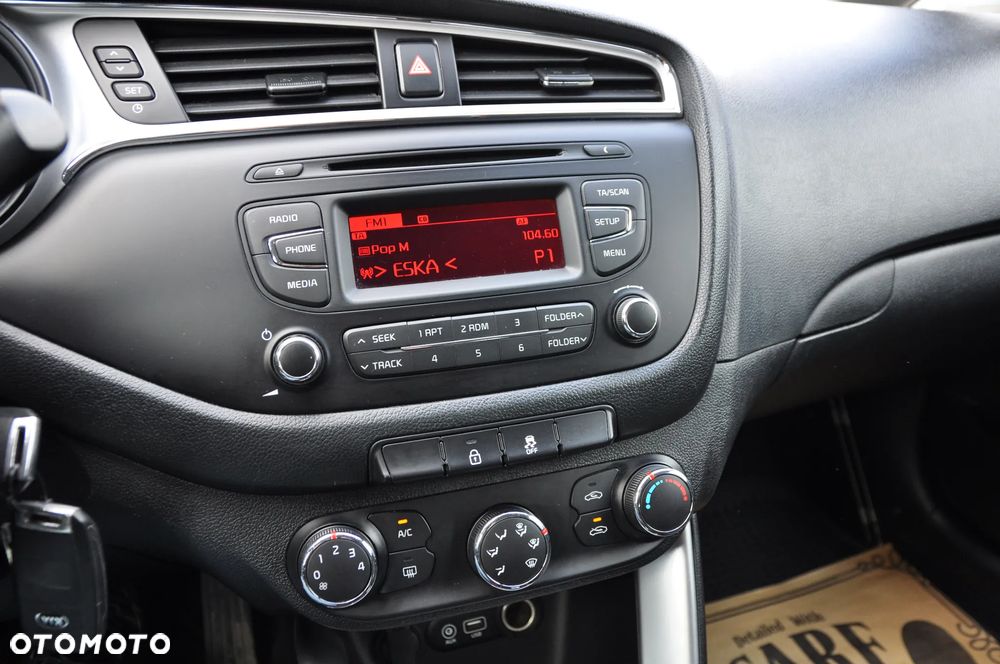 Kia Ceed 1.6 CRDi M - 14