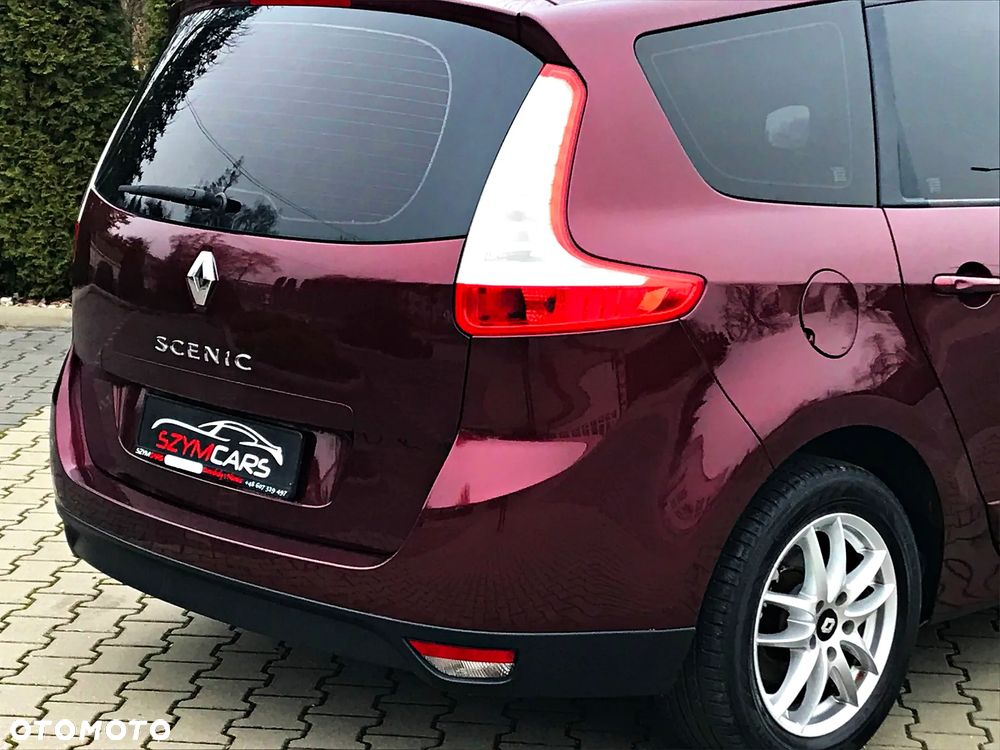 Renault Grand Scenic - 17