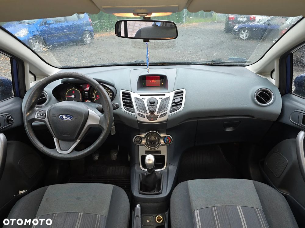 Ford Fiesta - 6