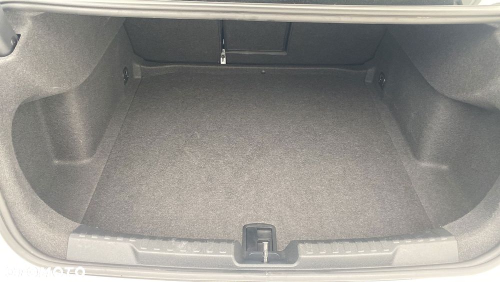 Audi A3 Limousine 35 TFSI mHEV S tronic - 13