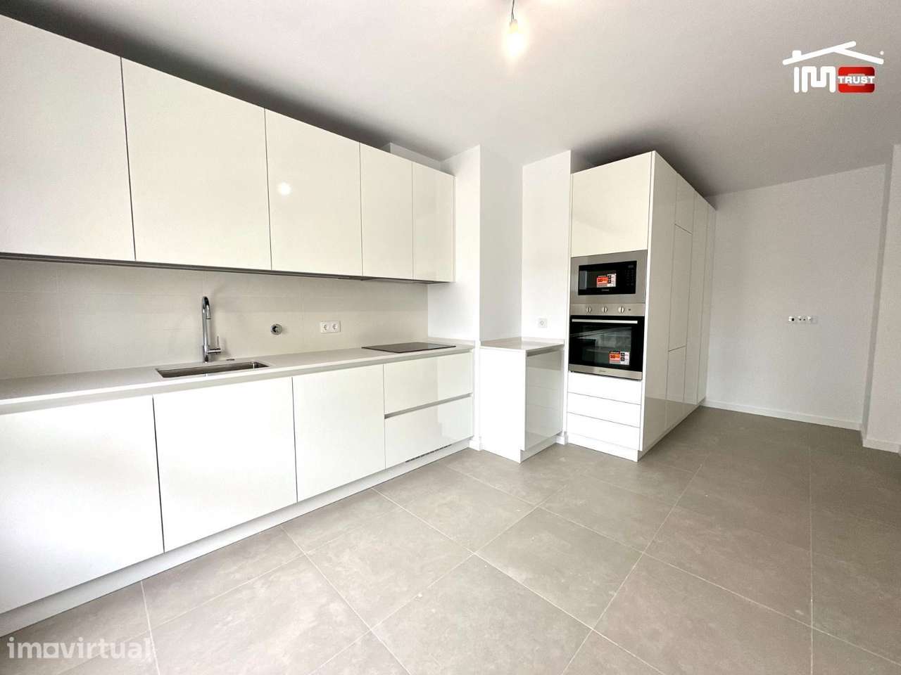 Incrível Apartamento T3 com Parqueamento - Grande imagem: 5/31