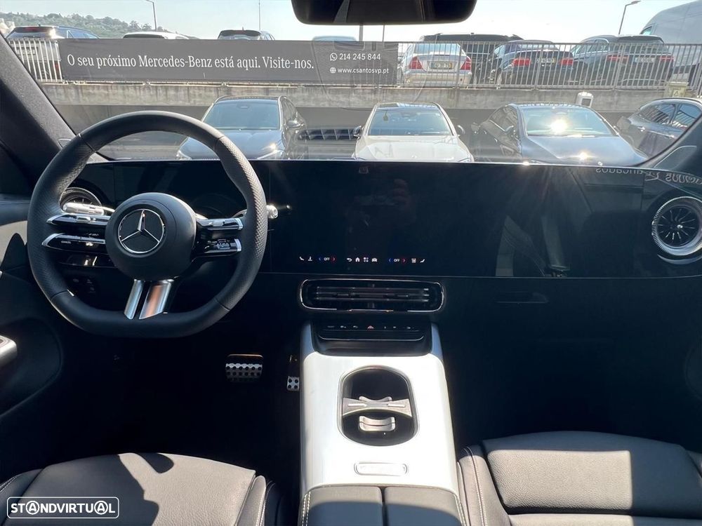Mercedes-Benz CLA 350 EQ Shooting Brake 4Matic - 17