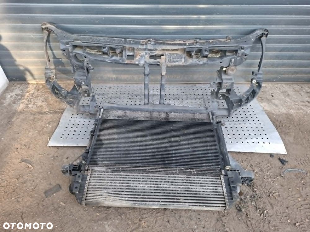 PAS PRZEDNI PRZÓD CHŁODNICE  RENAULT MASTER III OPEL MOVANO B 2,3 2010- - 1