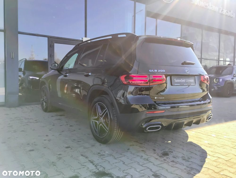 Mercedes-Benz GLB 200 mHEV AMG Line 7G-DCT - 7