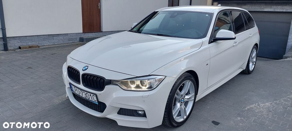 BMW Seria 3 325d Sport-Aut - 32