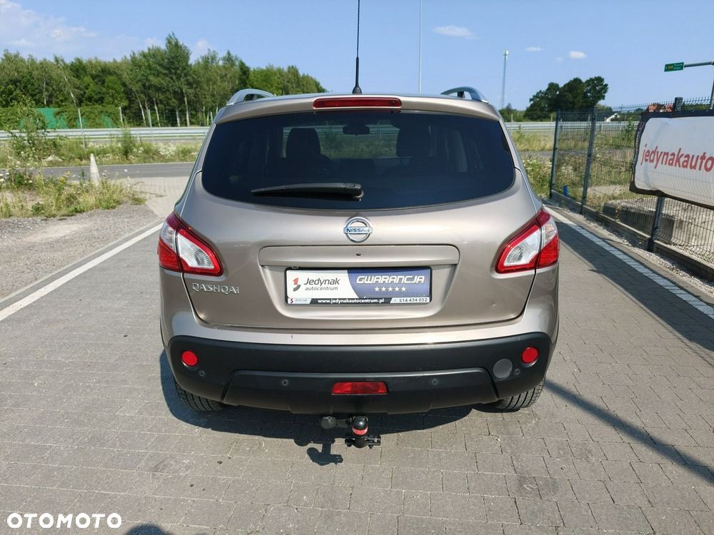 Nissan Qashqai - 10