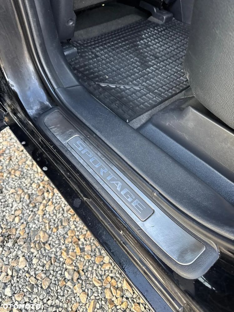 Kia Sportage 2.0 4WD Cup - 24