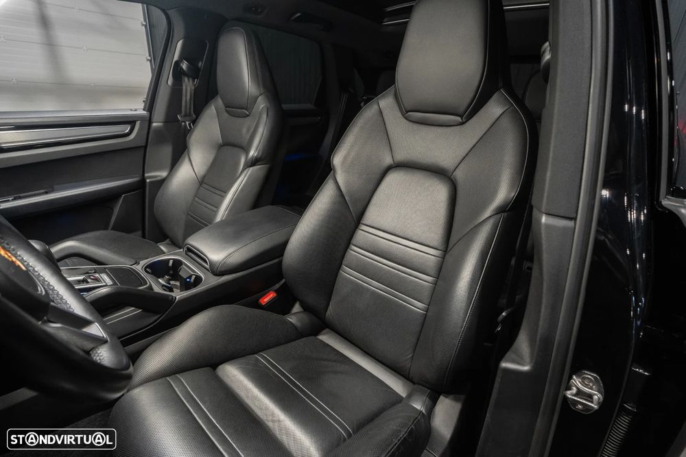 Porsche Cayenne Platinum Edition - 22