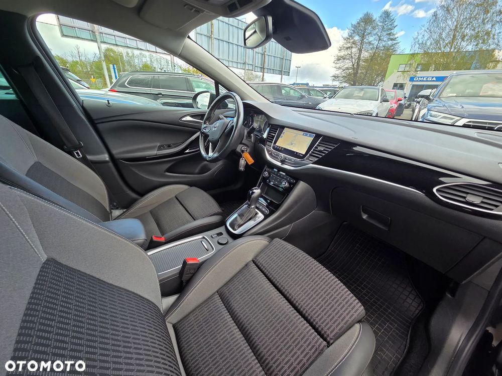 Opel Astra 1.5 D Start/Stop Automatik Business Edition - 9