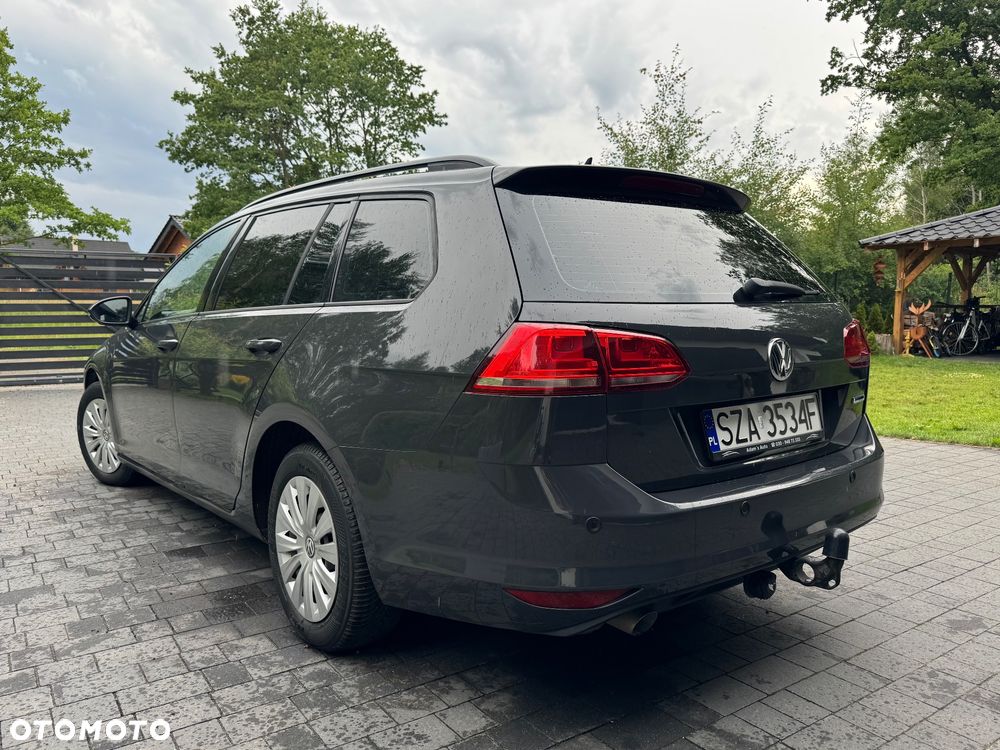 Volkswagen Golf 1.6 TDI BlueMotion Technology DSG Comfortline - 4