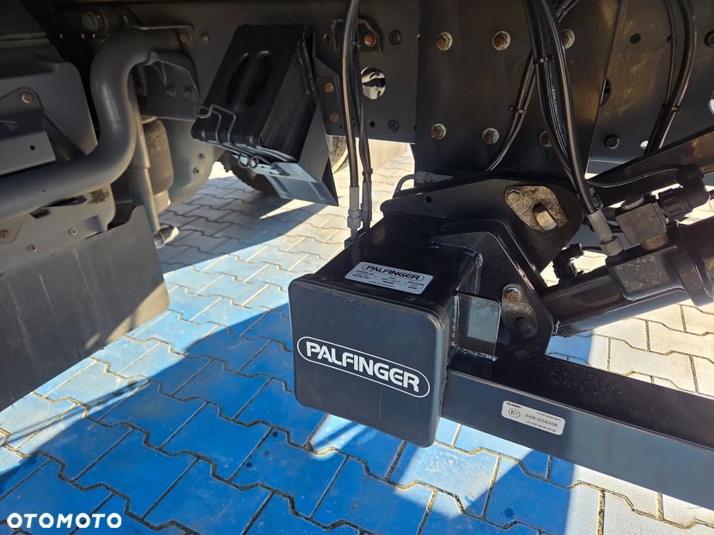 Mercedes-Benz Atego 1218 - 21