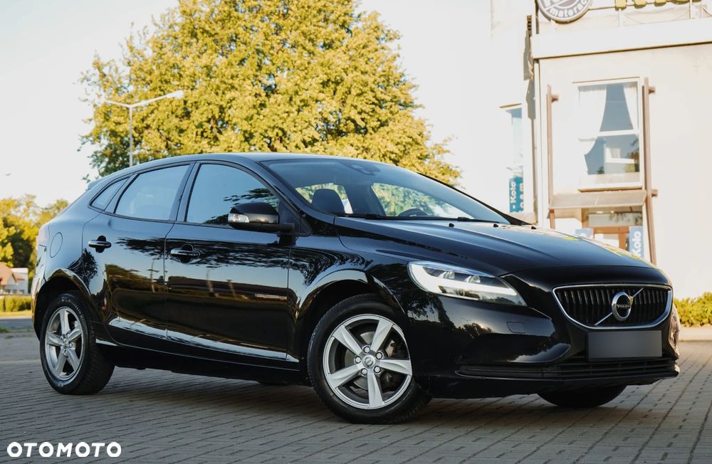 Volvo V40 D2 Momentum - 4