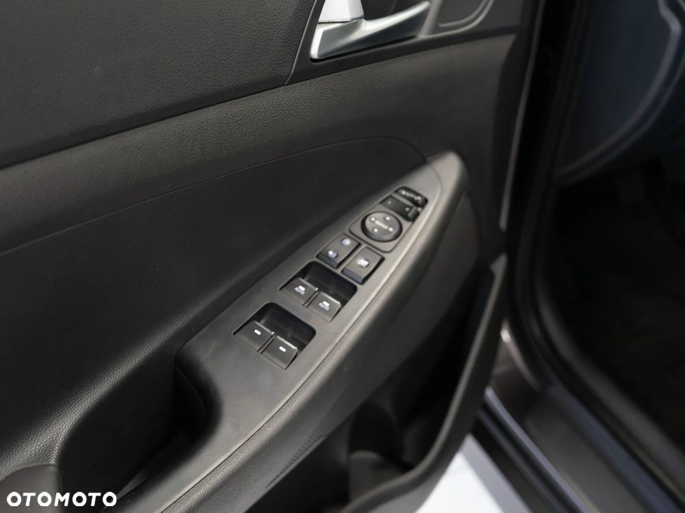 Hyundai Tucson 1.6 GDi Comfort 2WD - 10