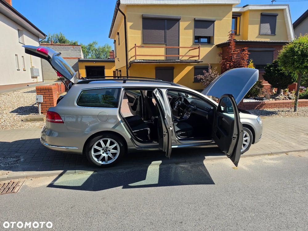 Volkswagen Passat 1.6 TDI BlueMotion Technology Trendline - 21