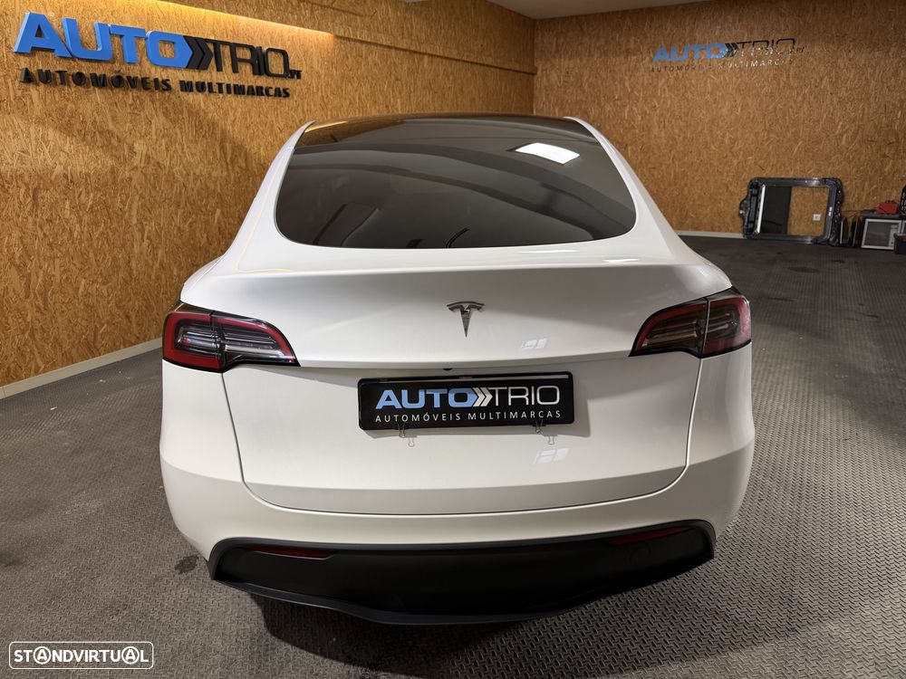 Tesla Model Y Standard - 4
