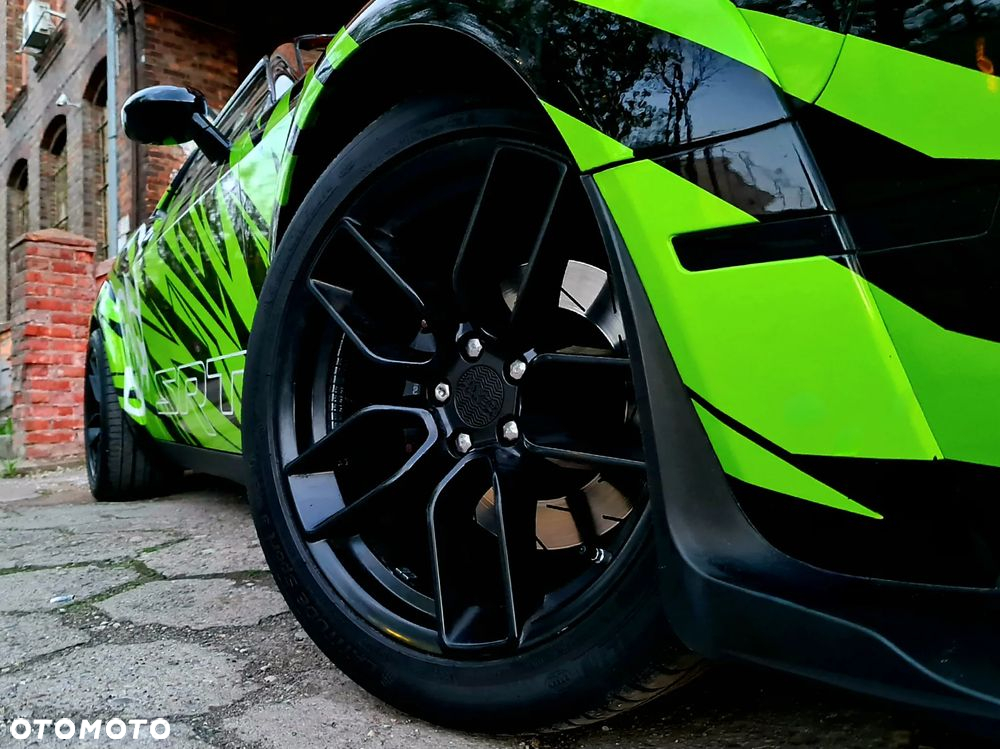 Dodge Challenger 6.4 Scat Pack - 12