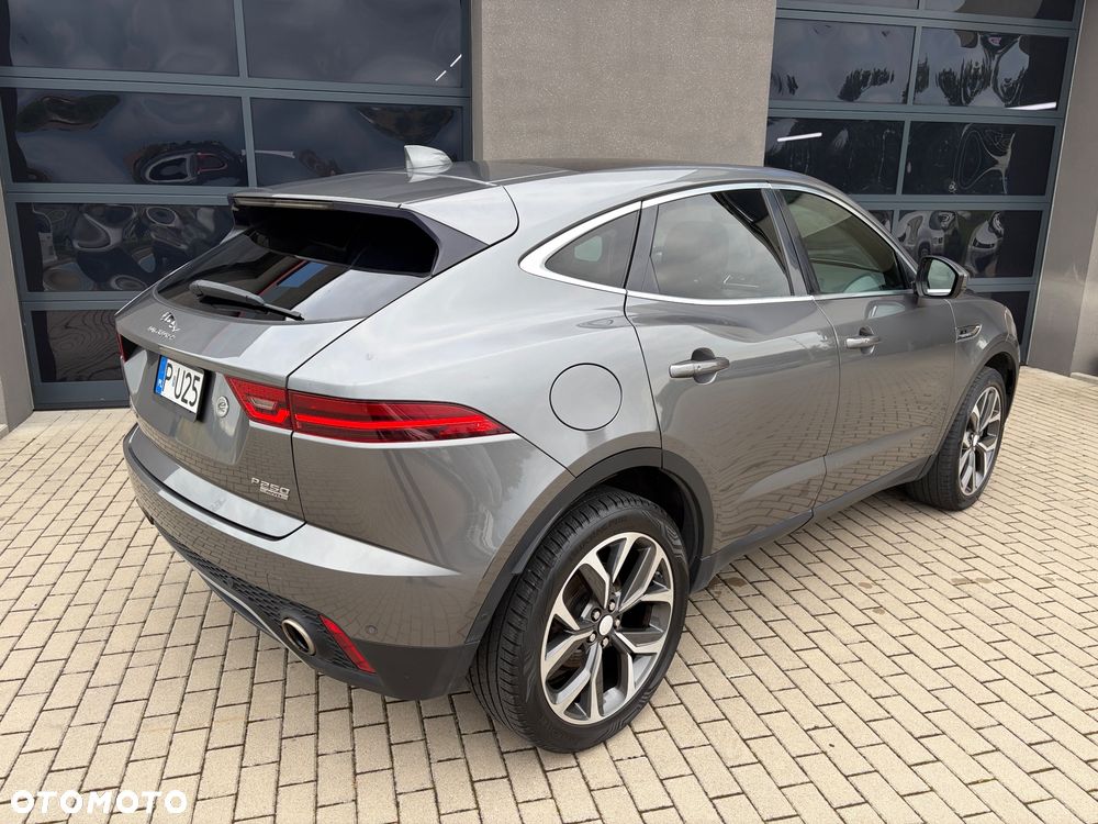 Jaguar E-Pace - 10