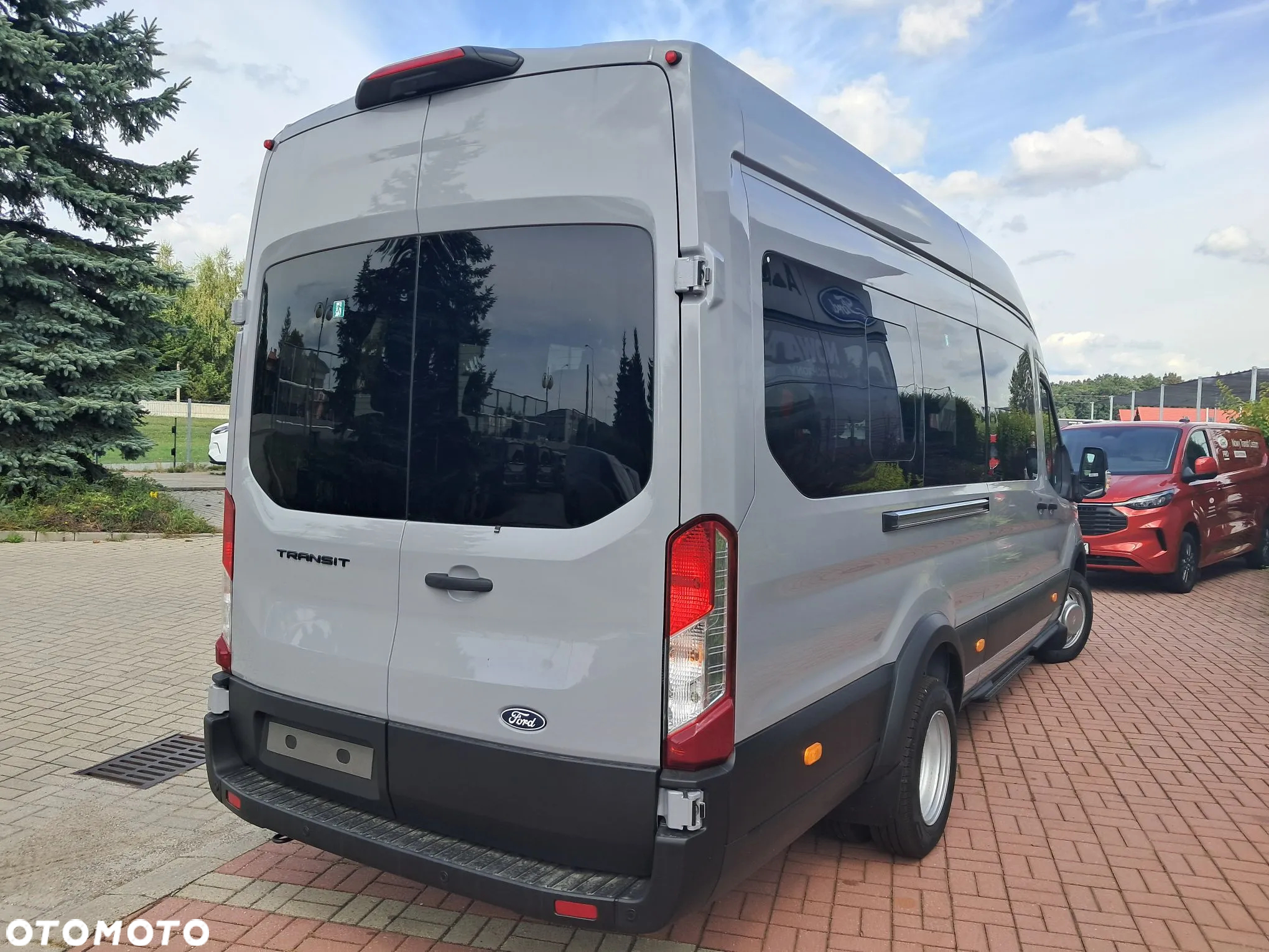 Ford Transit Autobus 18 osobowy - 9