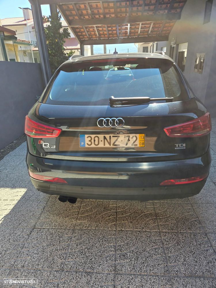 Audi Q3 2.0 TDi quattro Business Line S-tronic - 11