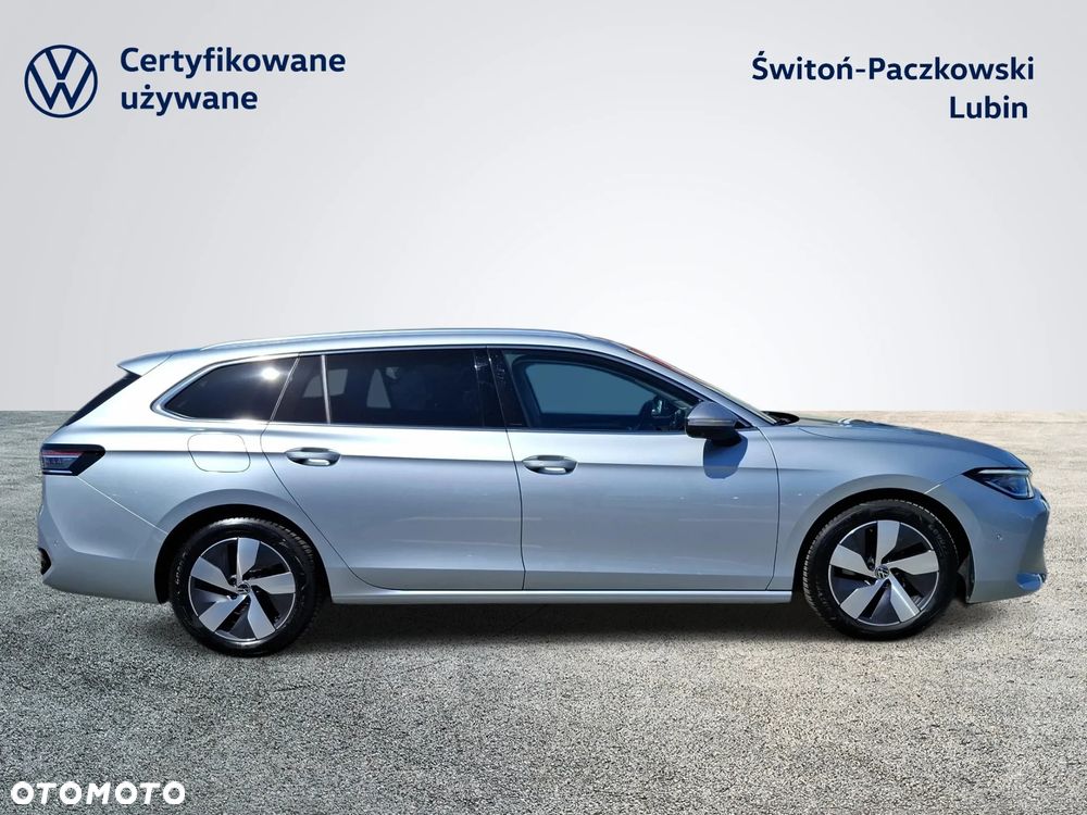 Volkswagen Passat Variant 2.0 TDI SCR DSG Elegance - 6