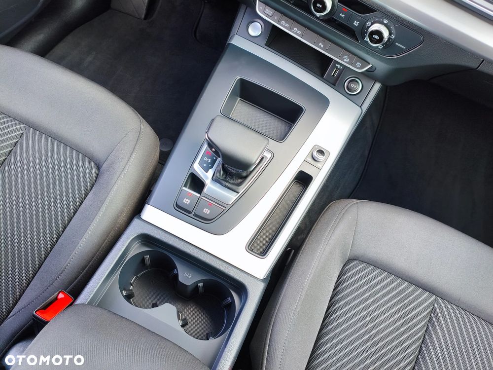 Audi Q5 40 TFSI quattro S tronic - 19