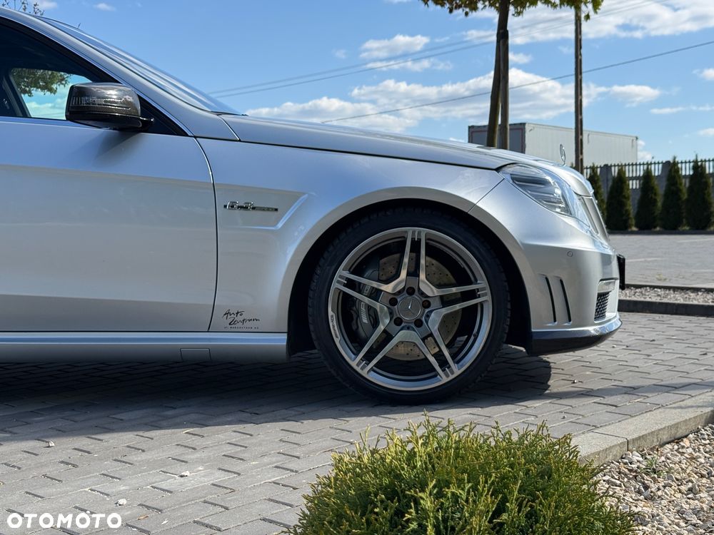 Mercedes-Benz Klasa E 63 AMG AMG Speedshift 7G-MCT - 4