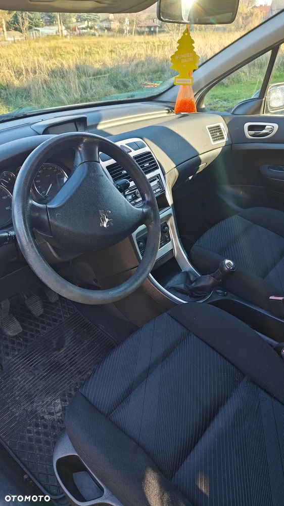 Peugeot 307 1.6 HDi Premium - 8