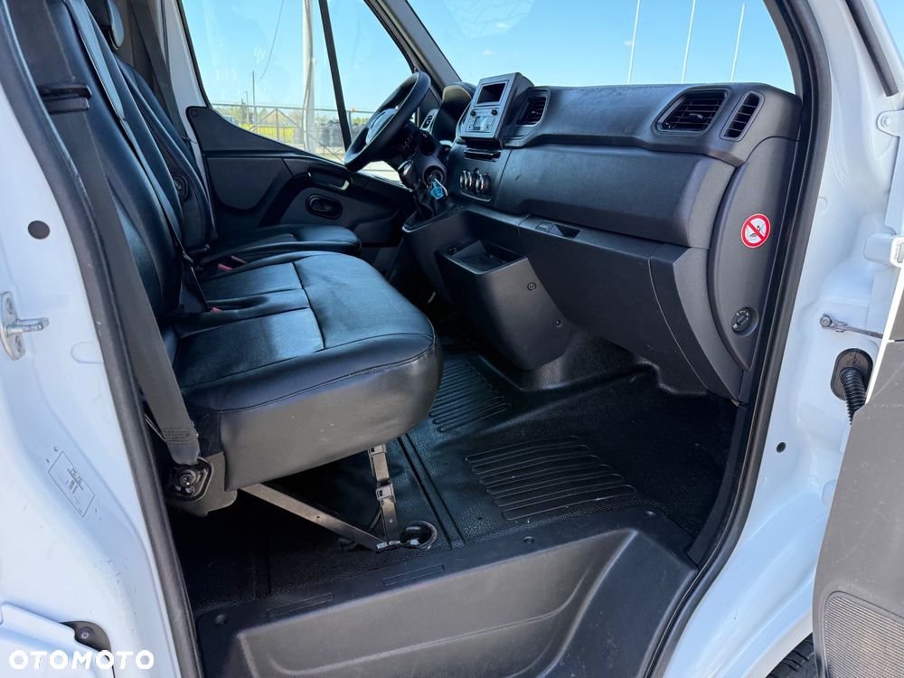 Renault MASTER 145 / WYWROTKA / NOWY MODEL / KLIMA / KUFER / Z FRANCJI / STAN BDB / / / - 18