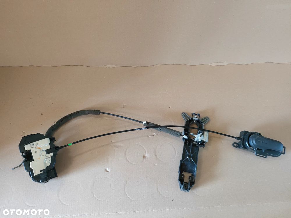 Nissan Micra k12 lift 3D ZAMEK LEWY PRZÓD 3-PIN - 1