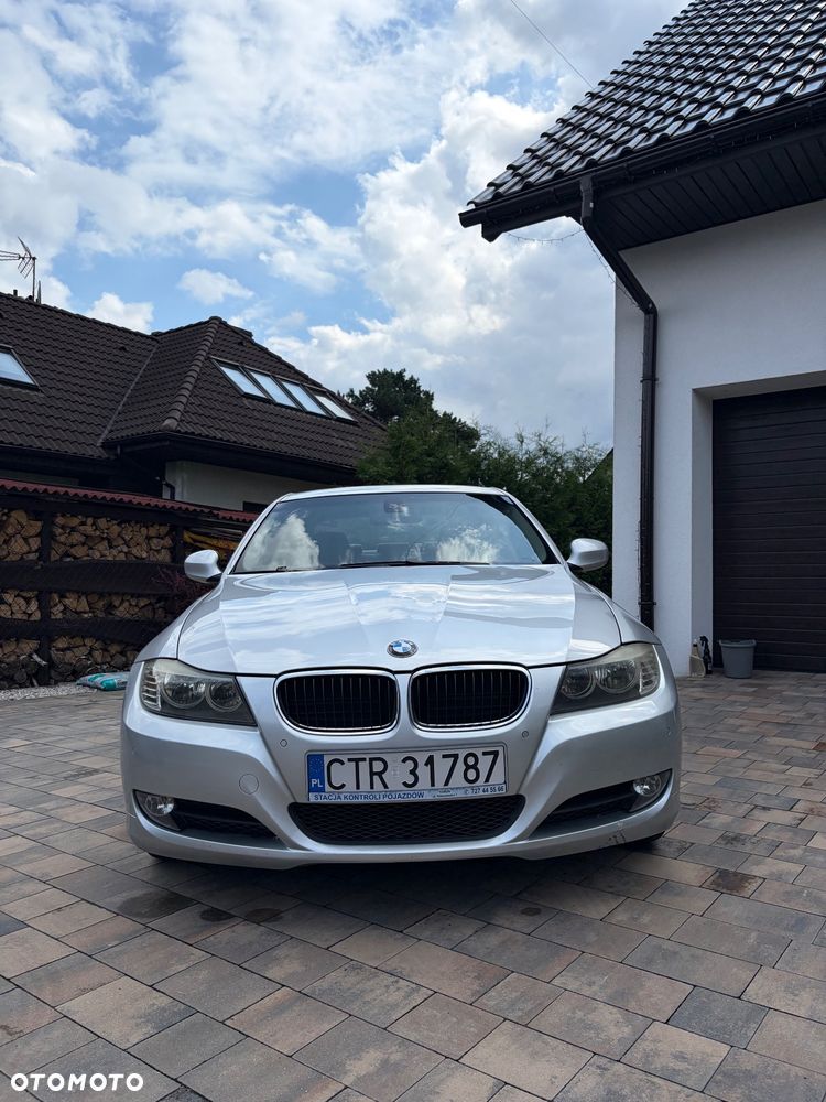 BMW Seria 3 318i - 3