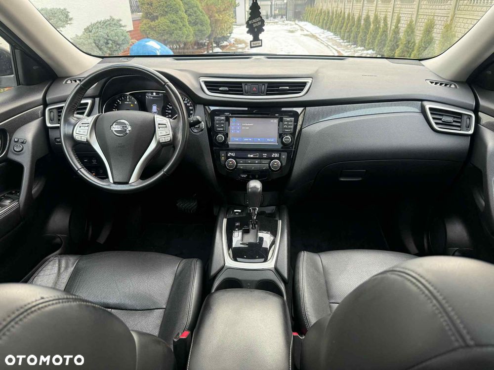 Nissan Qashqai 1.6 dCi Xtronic TEKNA+ - 9