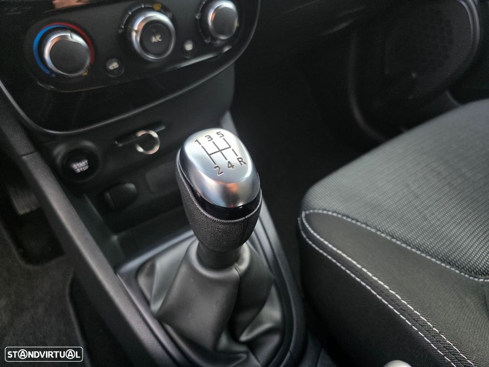 Renault Clio 1.5 dCi Zen - 12