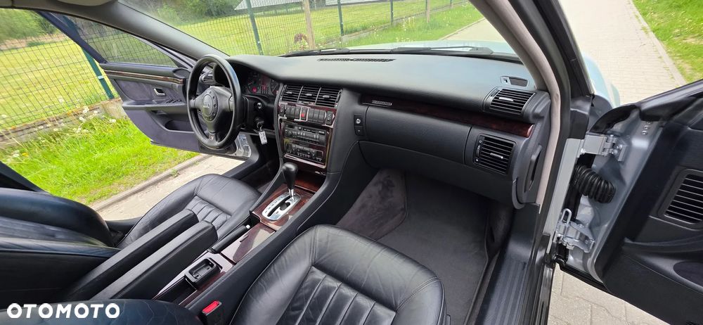 Audi A8 - 14